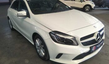 2017 MERCEDES-BENZ A 200d URBAN A/T full
