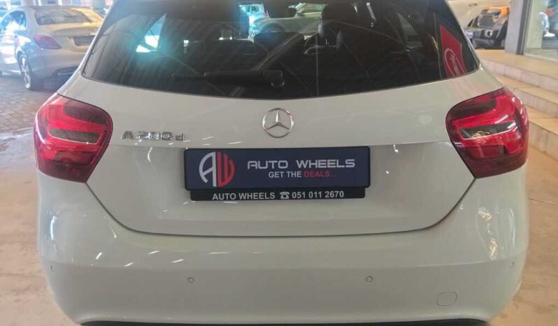 2017 MERCEDES-BENZ A 200d URBAN A/T full