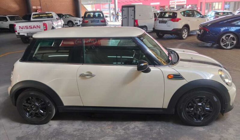 2013 MINI COOPER full