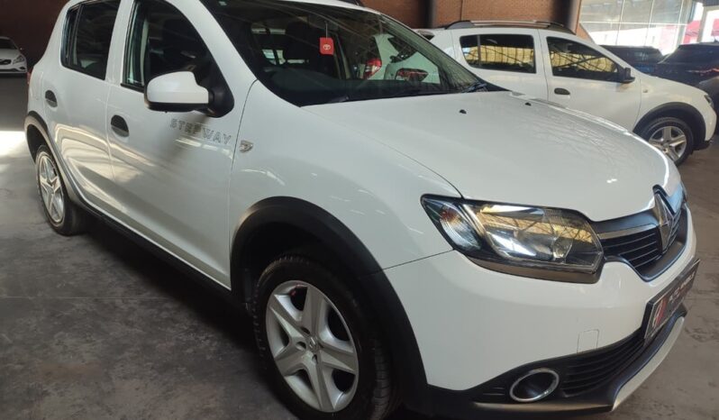 2015 RENAULT SANDERO 900T STEPWAY full