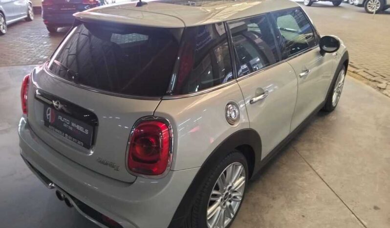 2018 MINI COOPER S 5DR (XS72) full